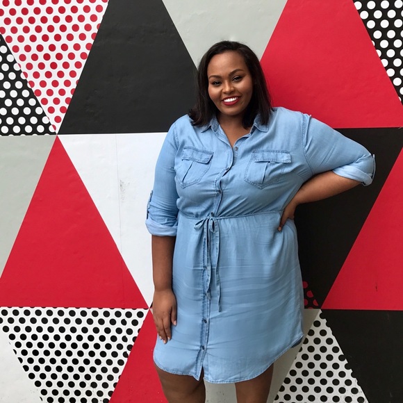 Ava & Viv Plus Size Chambray Dress - Picture 4 of 5